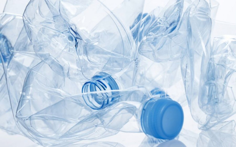 Świat zużywa 430 mln ton plastiku rocznie